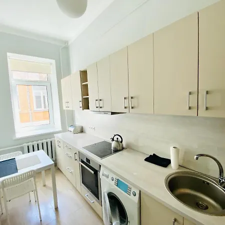 Spacious And Cozy Getaway In Oldtown-prime