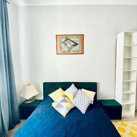 Apartment Spacious And Cozy Getaway In Oldtown-prime